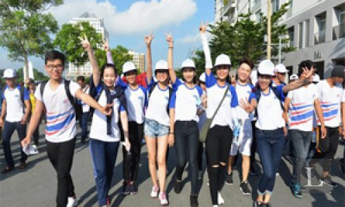 May nón lưỡi trai – áo thun sự kiện 10,000 bước chân làm thay đổi cuộc sống