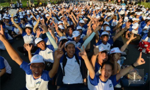 May nón lưỡi trai – áo thun sự kiện theo yêu cầu