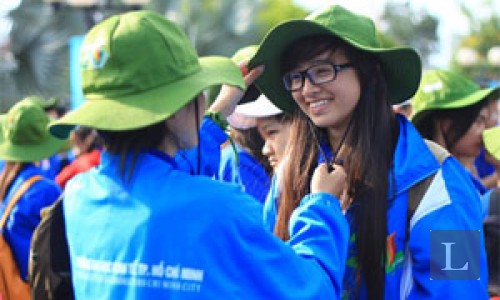 May nón tai bèo tình nguyện mùa hè xanh